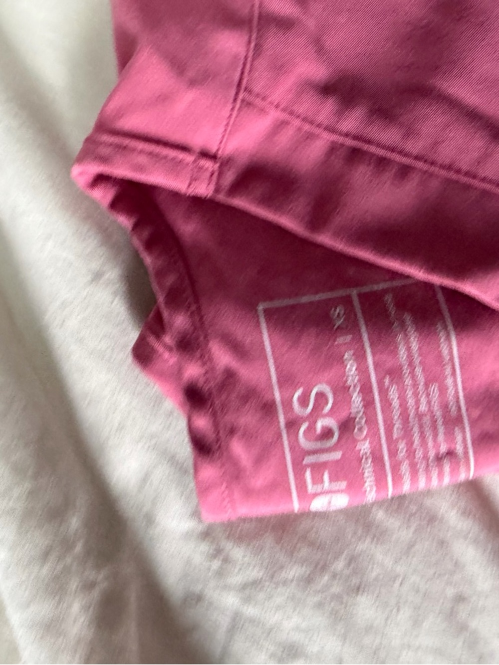 Figs Women's Scrub Top in Raspberry Pink - Picture 2 of 2